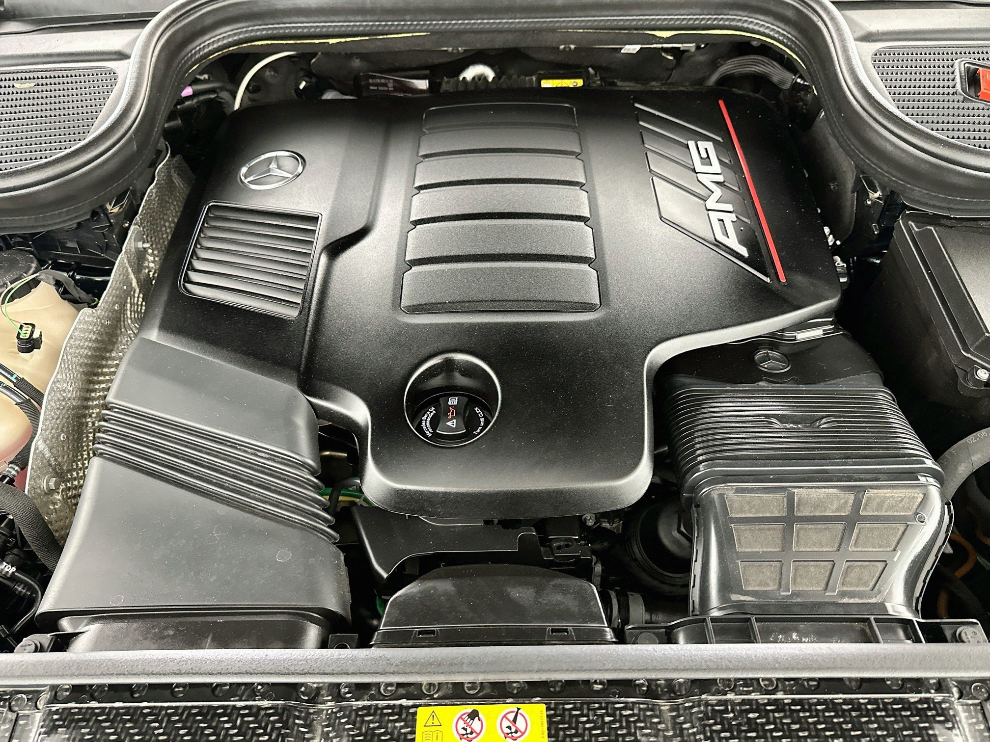 Used 2025 Mercedes-Benz GLE 53 AMG 4MATIC w/ 3rd Row Seat Package image 32