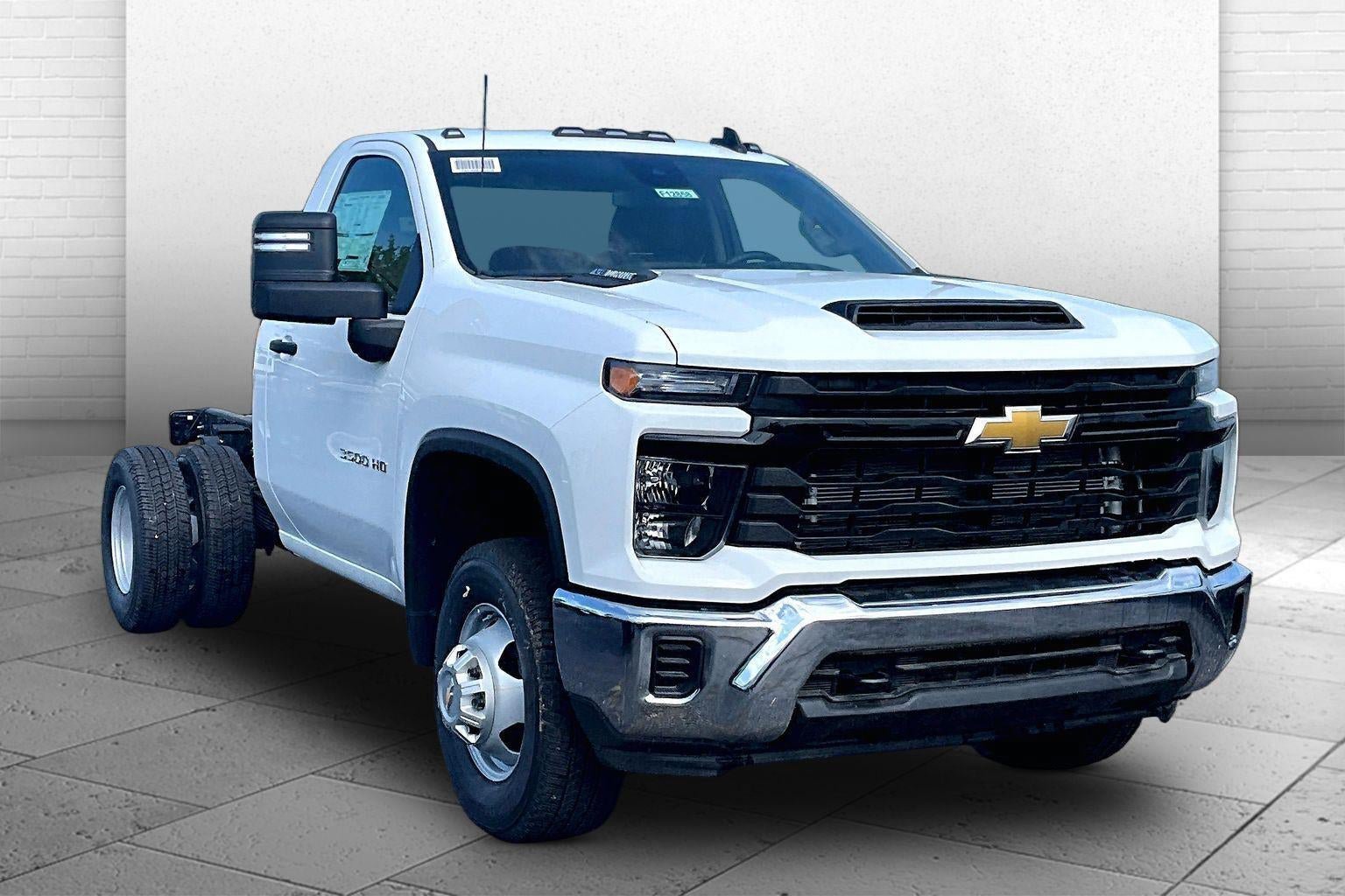 New 2026 Chevrolet Silverado 3500 W/T w/ WT Convenience Package