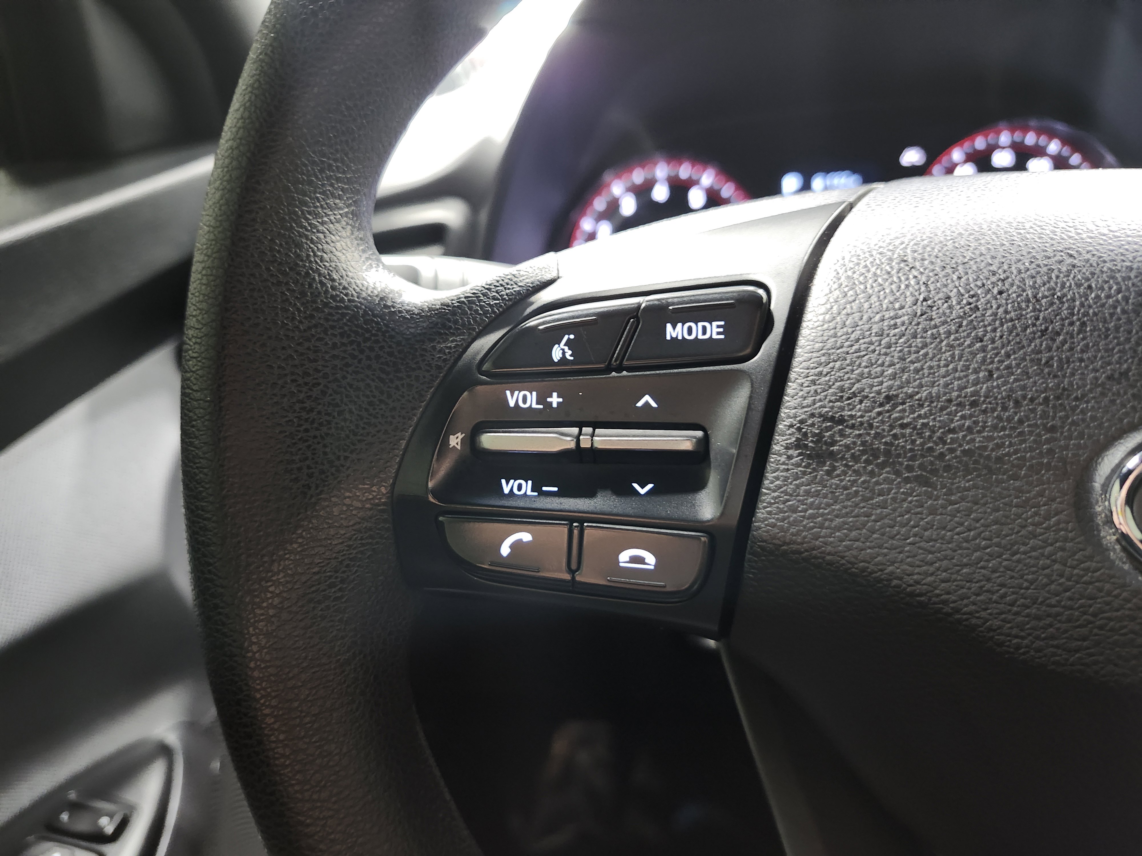 Used 2019 Hyundai Veloster 2.0 image 30