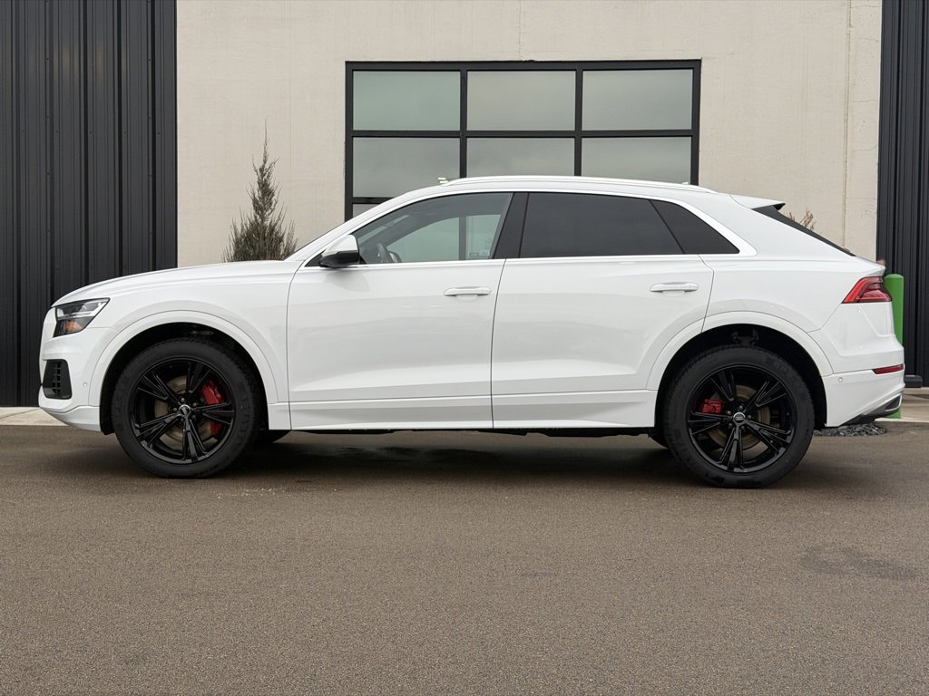 Used 2019 Audi Q8 Premium Plus w/ Premium Plus image 2