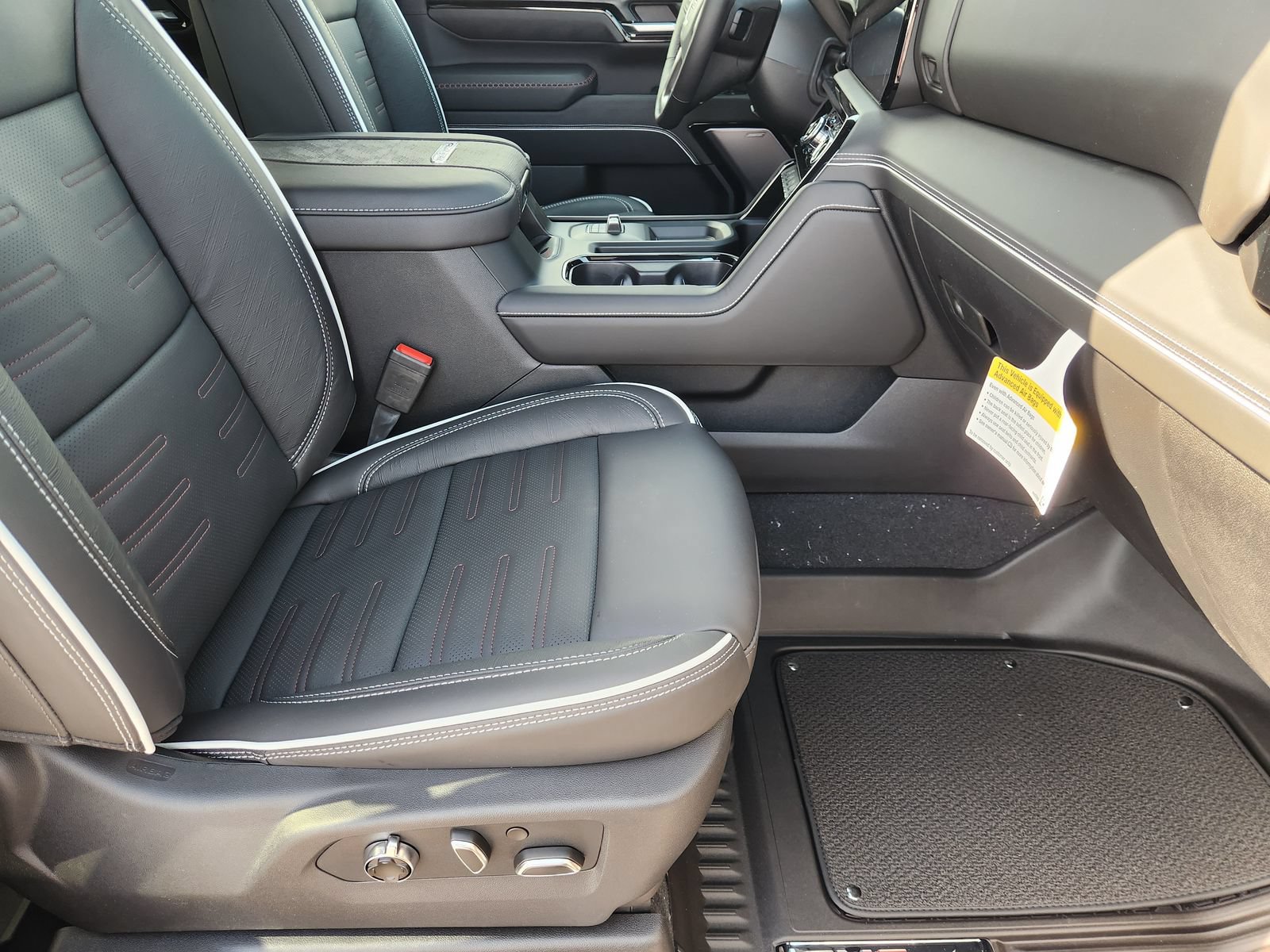 New 2026 GMC Sierra 2500 AT4X AWD/4WD image 17