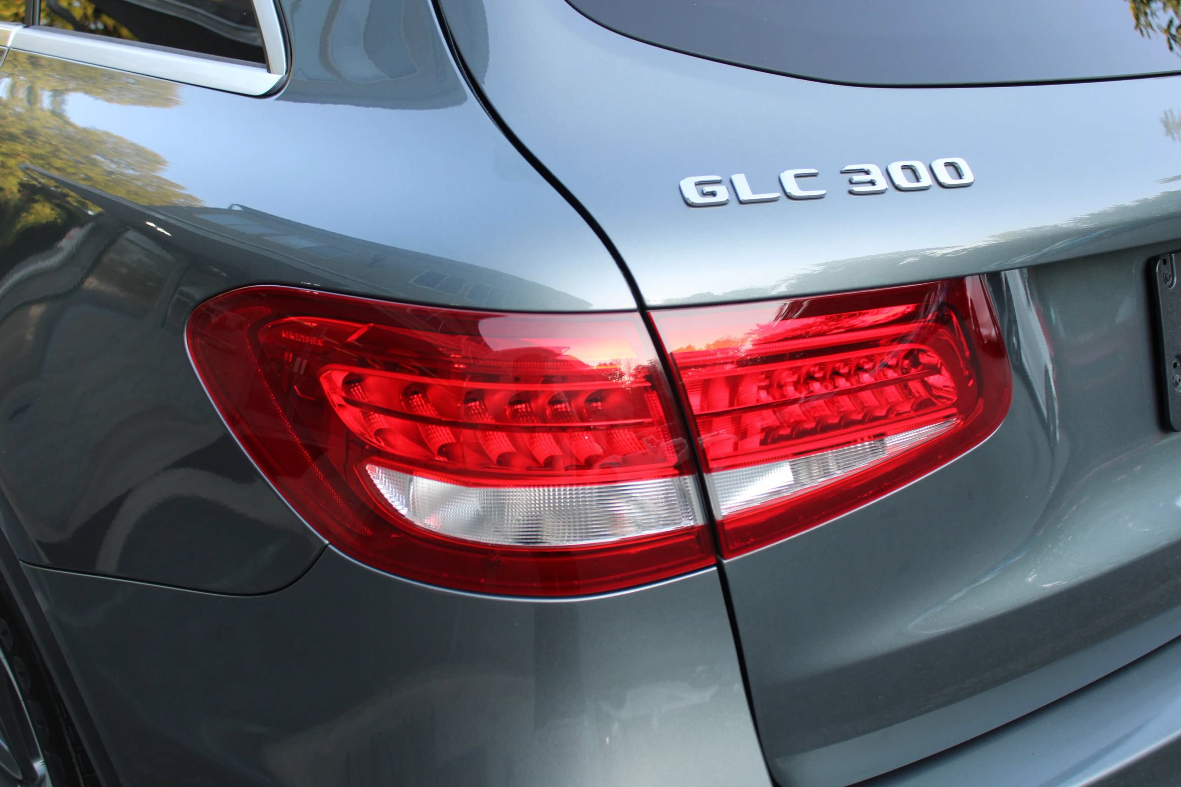 Used 2018 Mercedes-Benz GLC 300 4MATIC image 31