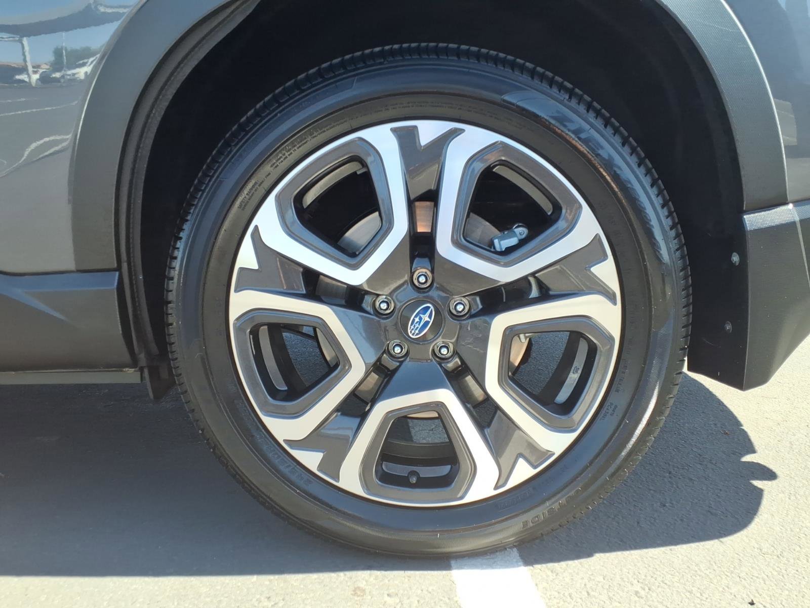 Used 2024 Subaru Ascent Limited w/ Technology Package AWD/4WD image 9
