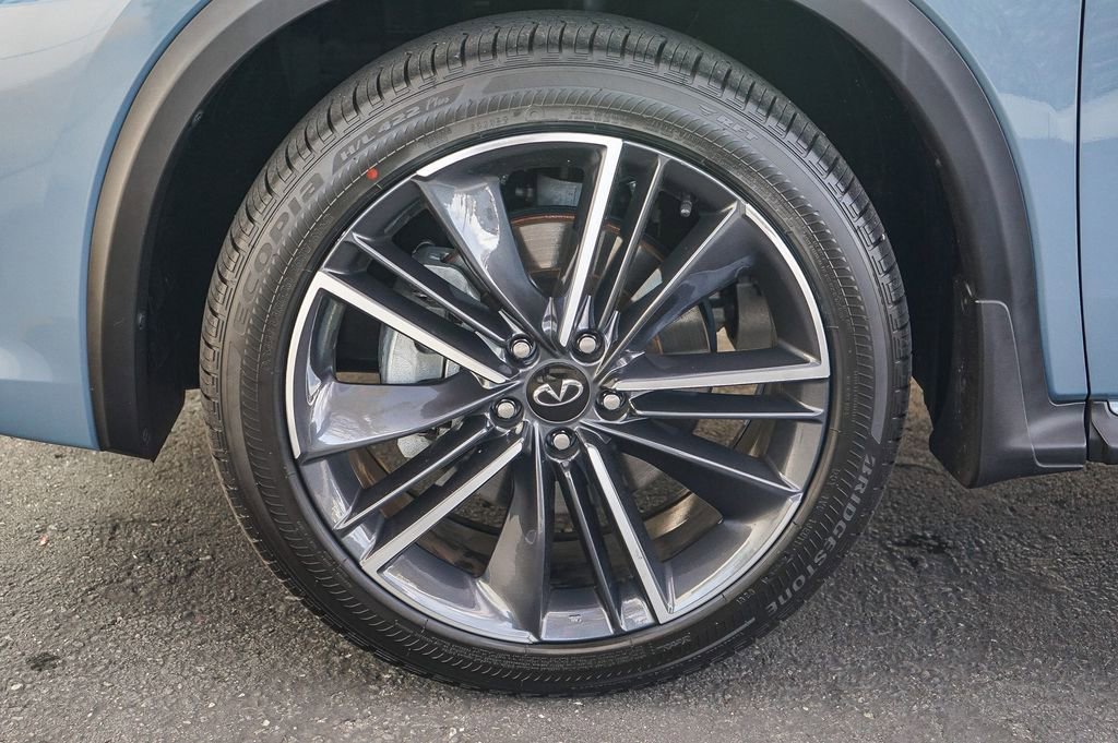Certified 2023 INFINITI QX50 Sport image 9