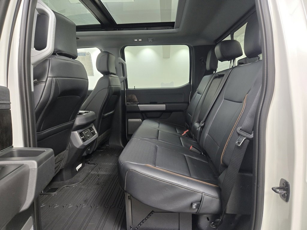 New 2025 Ford F250 Lariat w/ Lariat Ultimate Package image 25