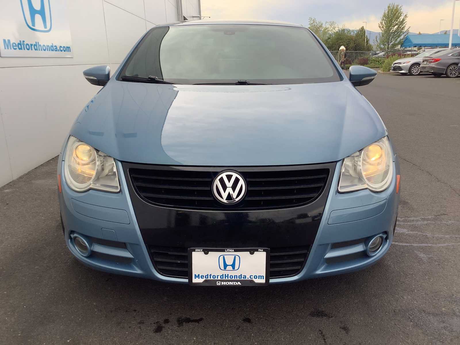Used 2009 Volkswagen Eos Lux FWD image 9