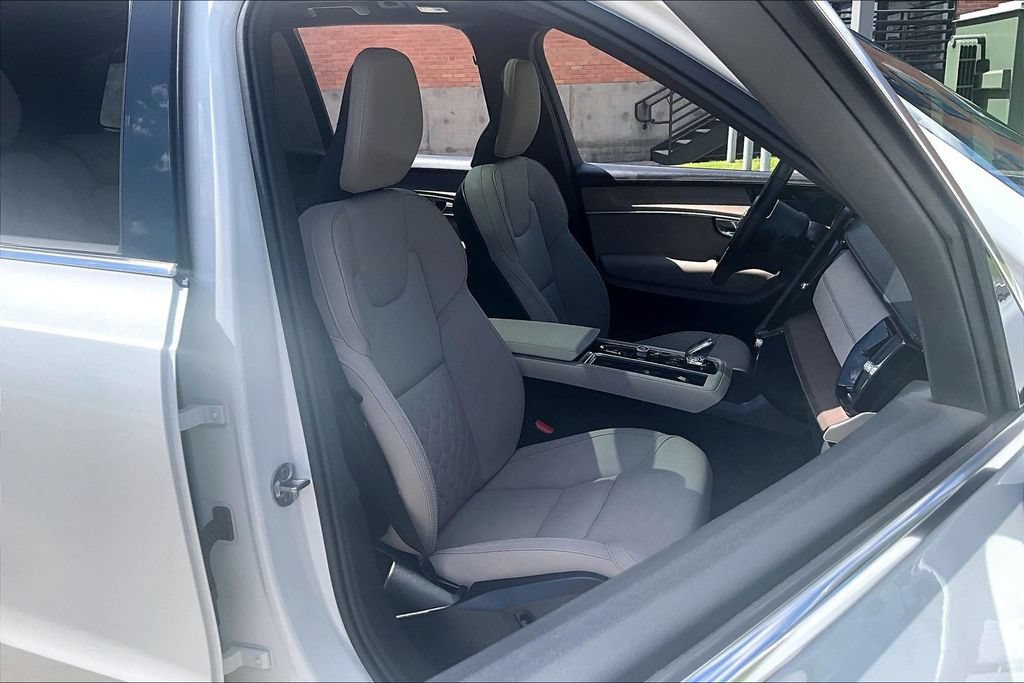 Used 2026 Volvo XC90 B6 Plus AWD/4WD image 10