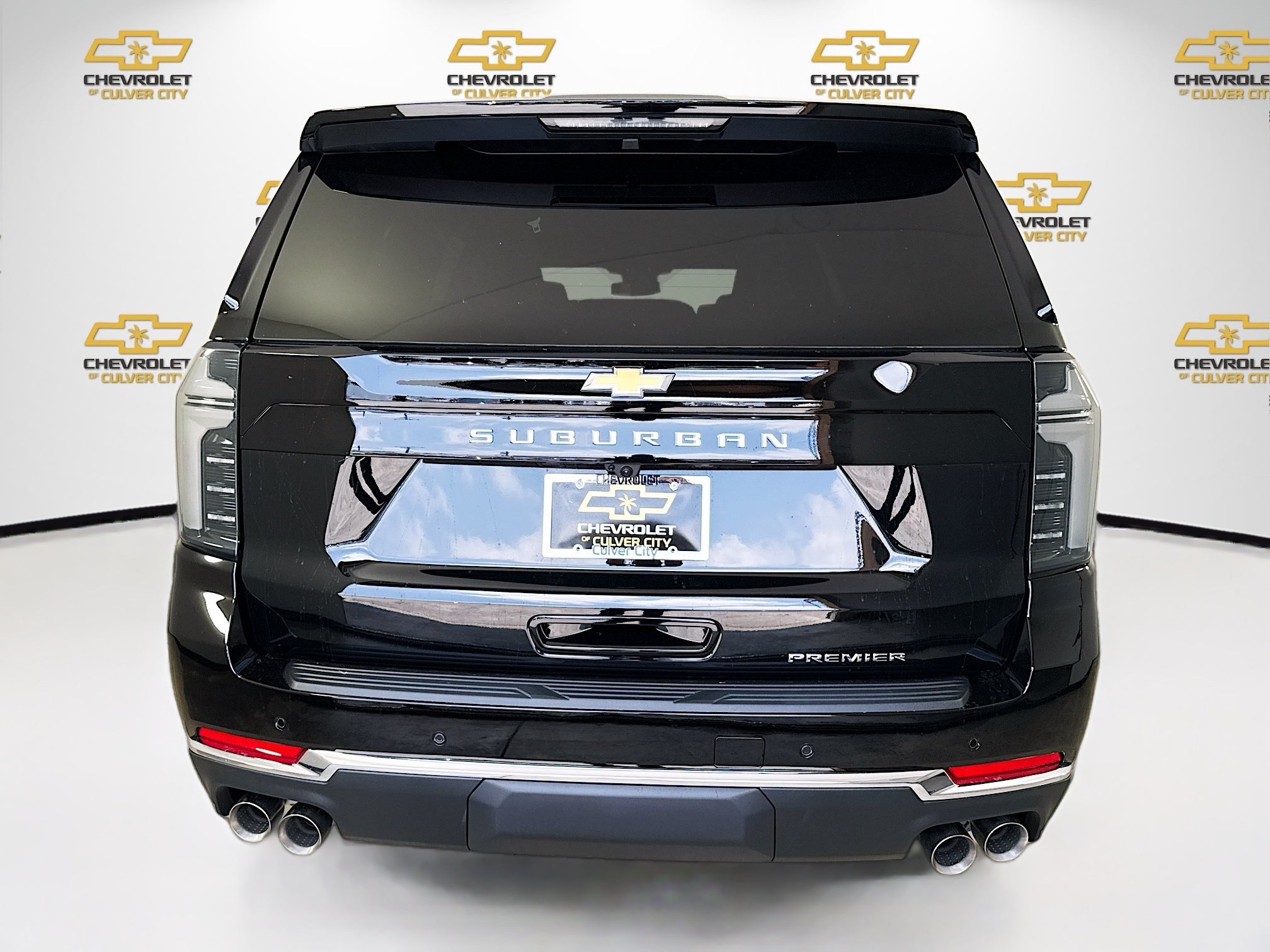 New 2026 Chevrolet Suburban Premier RWD image 7