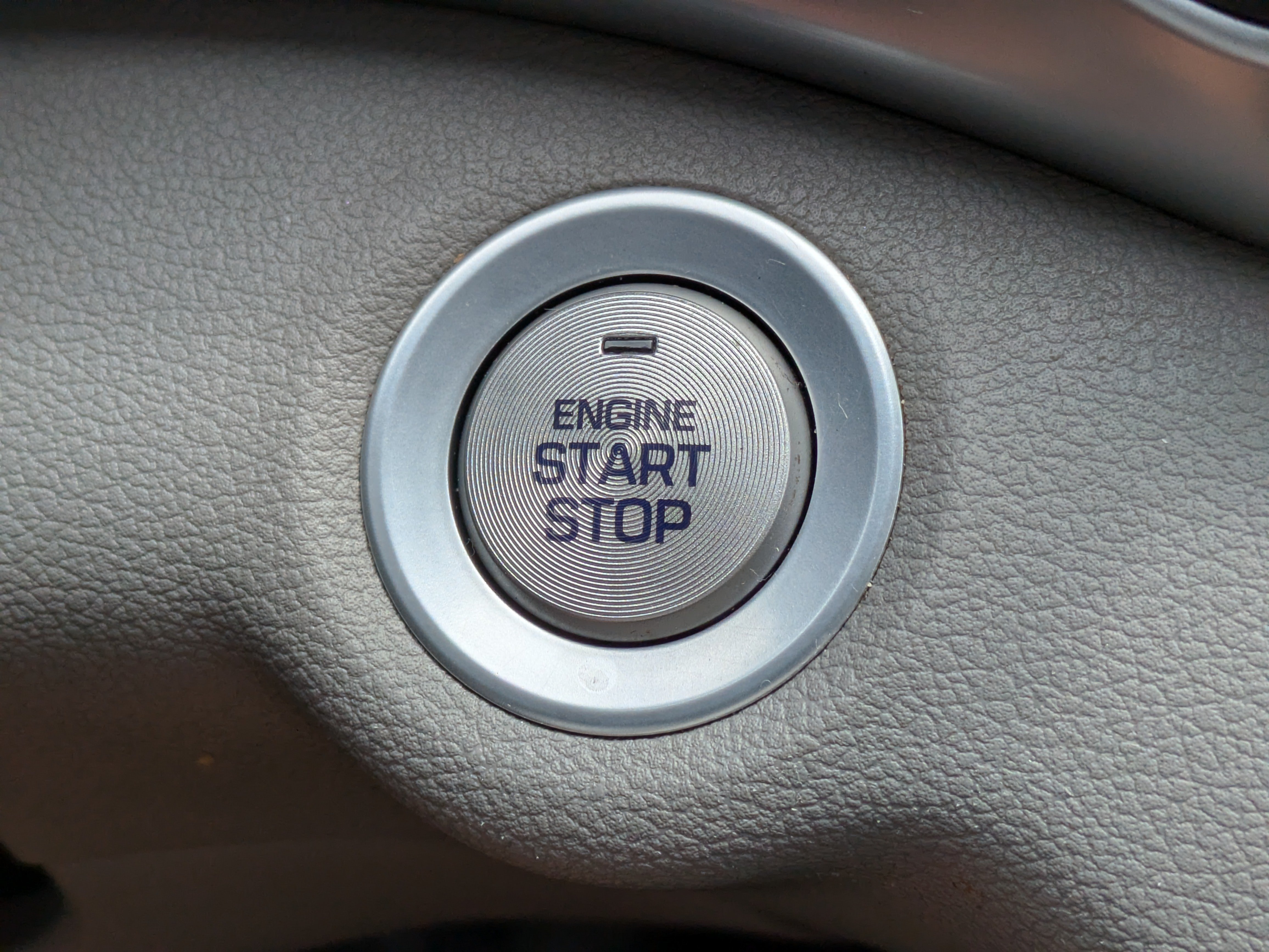 Used 2020 Hyundai Elantra Value Edition FWD image 28