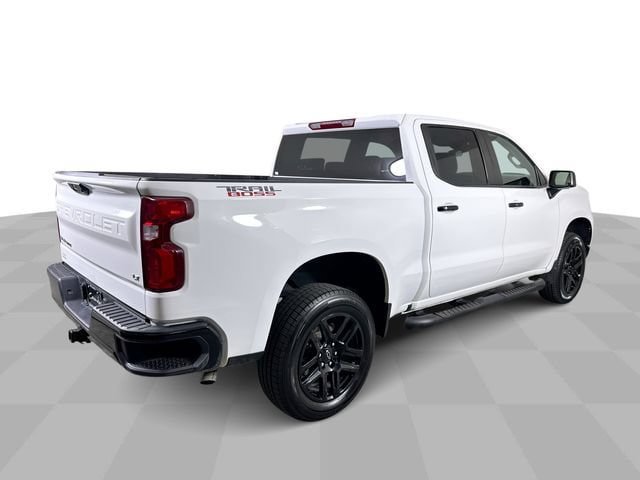 Used 2025 Chevrolet Silverado 1500 LT Trail Boss w/ Protection Package AWD/4WD image 8