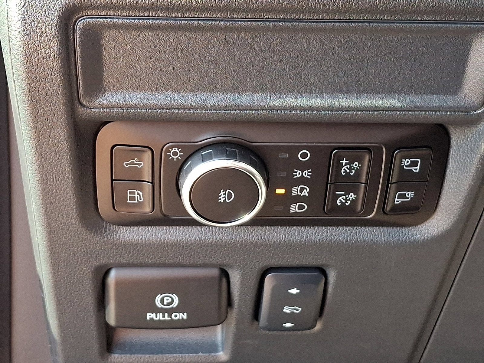 Used 2025 Ford F150 Platinum w/ Equipment Group 702A High image 28