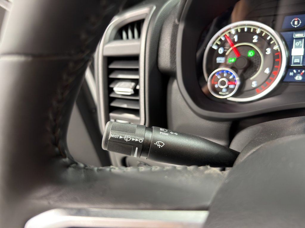 Used 2024 RAM 5500 Tradesman w/ Safety Group image 25