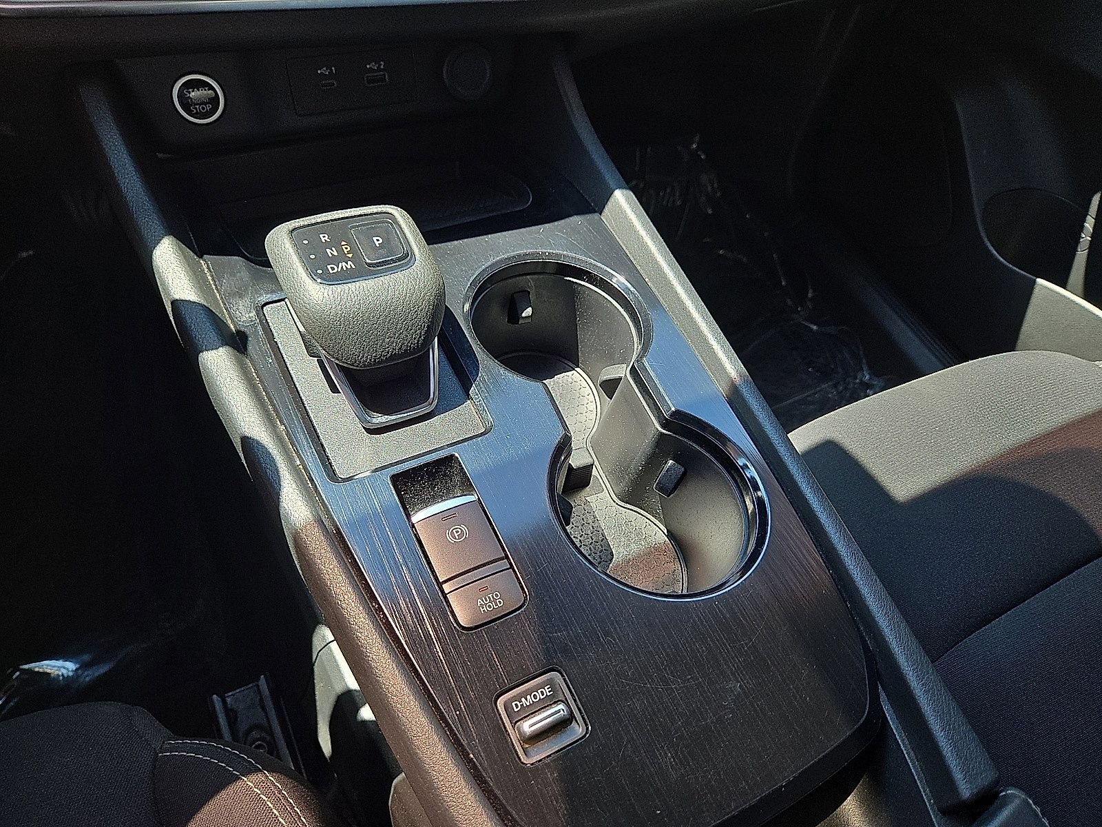 Used 2023 Nissan Rogue S FWD image 27