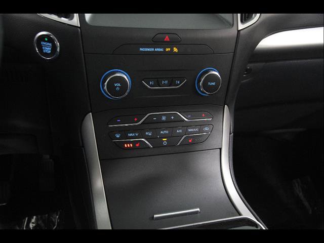 Used 2020 Ford Edge SEL w/ Cold Weather Package image 16