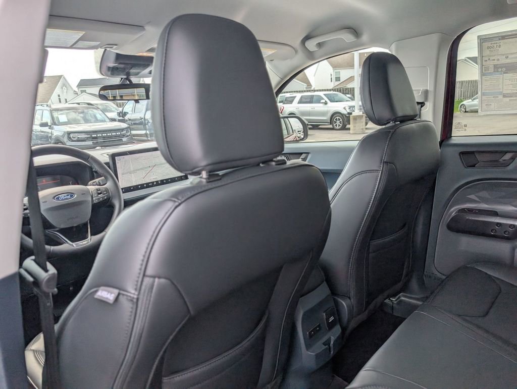 New 2026 Ford Maverick Lariat w/ Black Appearance Package image 45