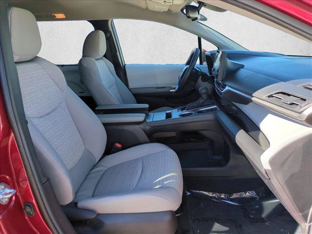 Certified 2026 Toyota Sienna LE AWD/4WD image 20