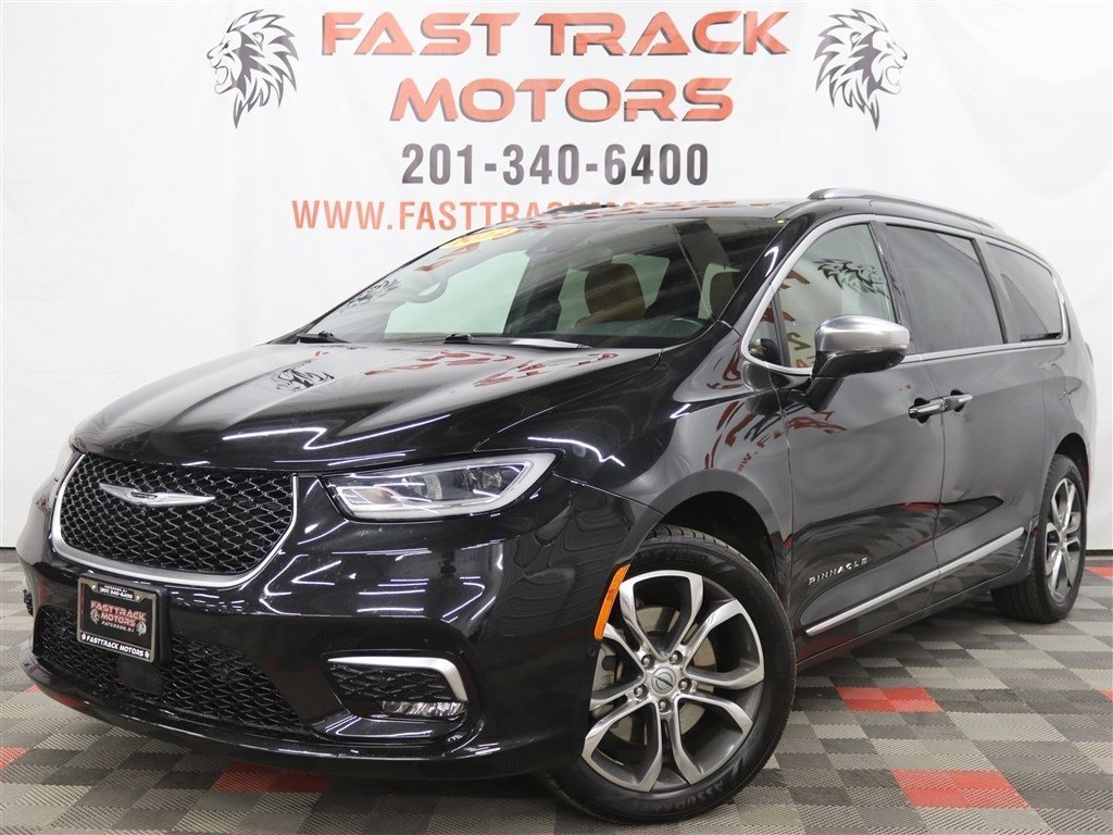 Used 2022 Chrysler Pacifica Pinnacle