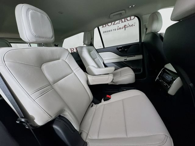 New 2026 Lincoln Aviator 2WD image 29
