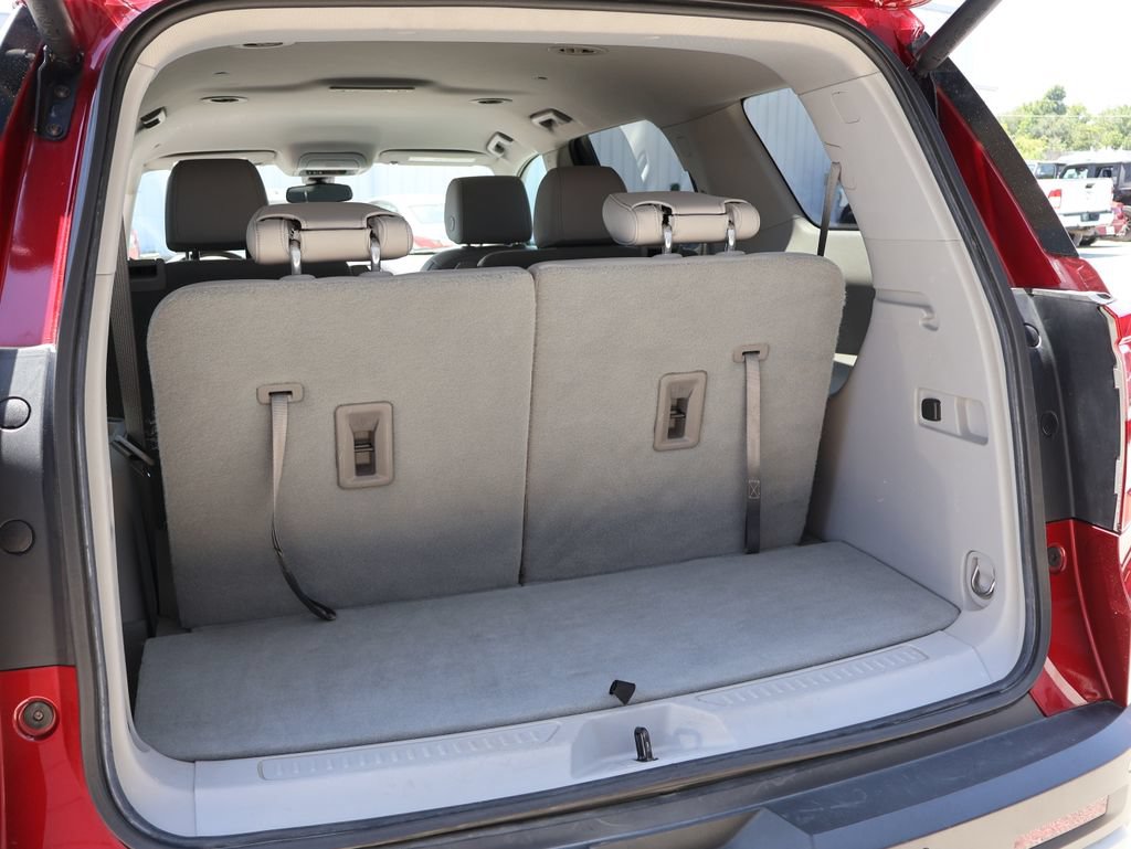 Used 2020 GMC Acadia SLT w/ Driver Alert Package II FWD image 15
