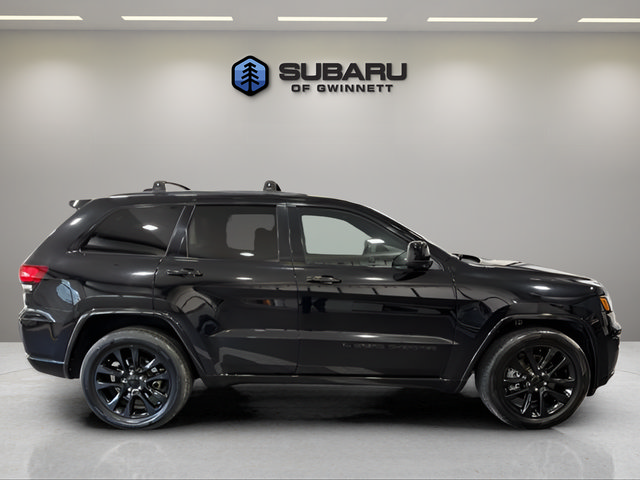 Used 2022 Jeep Grand Cherokee Laredo X RWD image 6