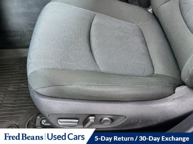 Used 2022 Toyota RAV4 XLE AWD/4WD image 24