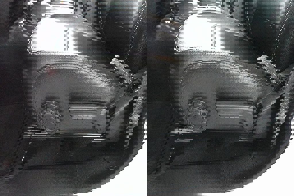 Used 2023 Jeep Wrangler Unlimited Sahara image 11