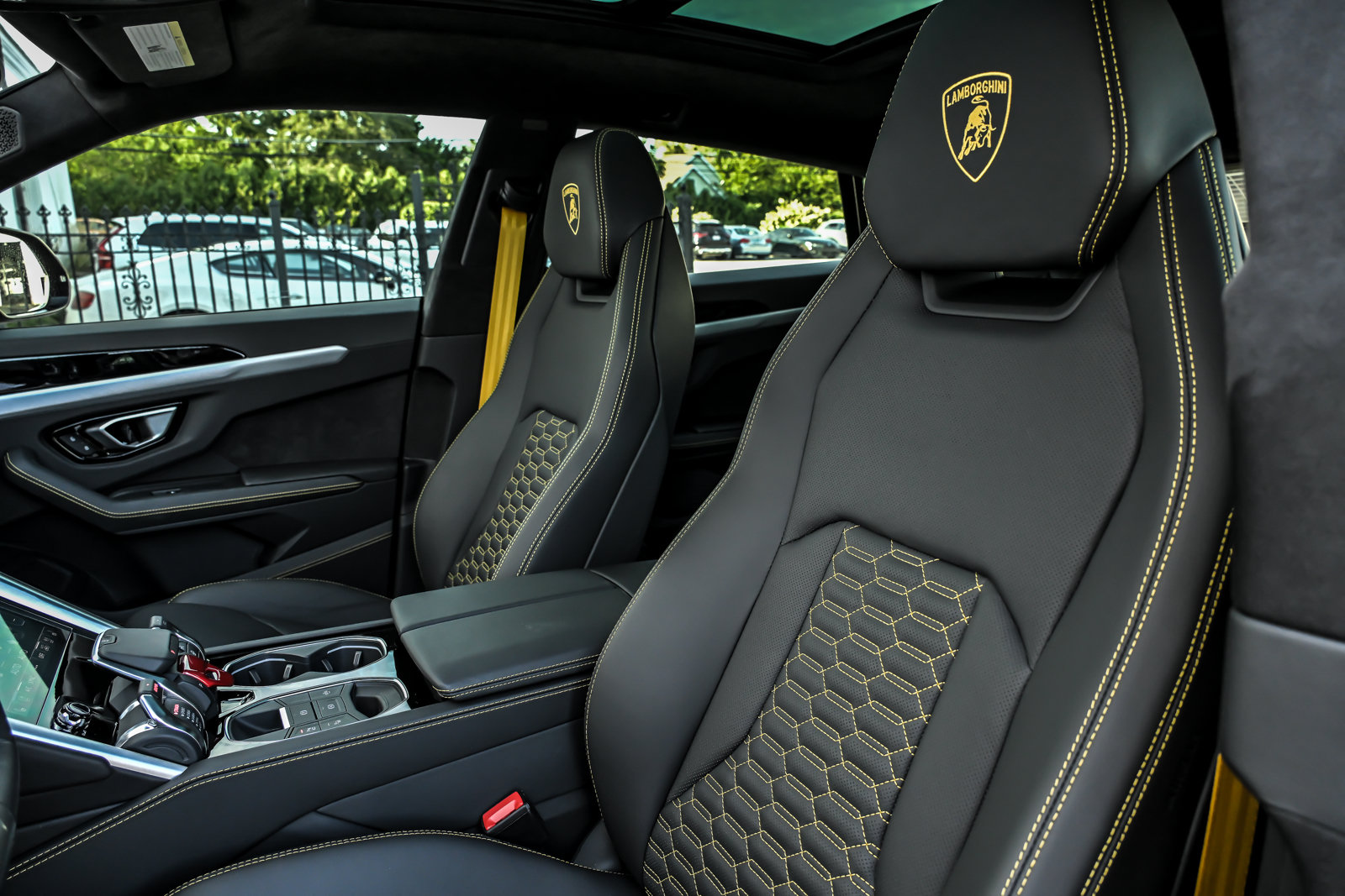 Used 2024 Lamborghini Urus S AWD/4WD image 20