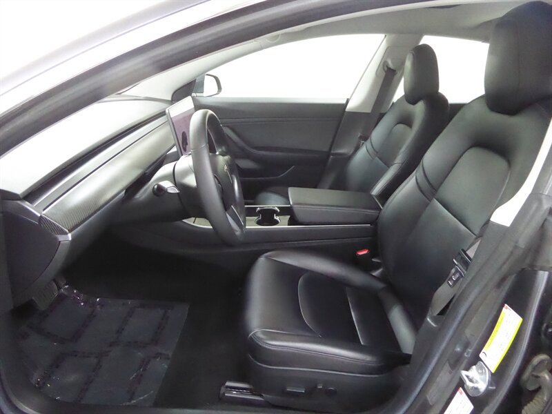 Used 2018 Tesla Model 3 Long Range RWD image 19