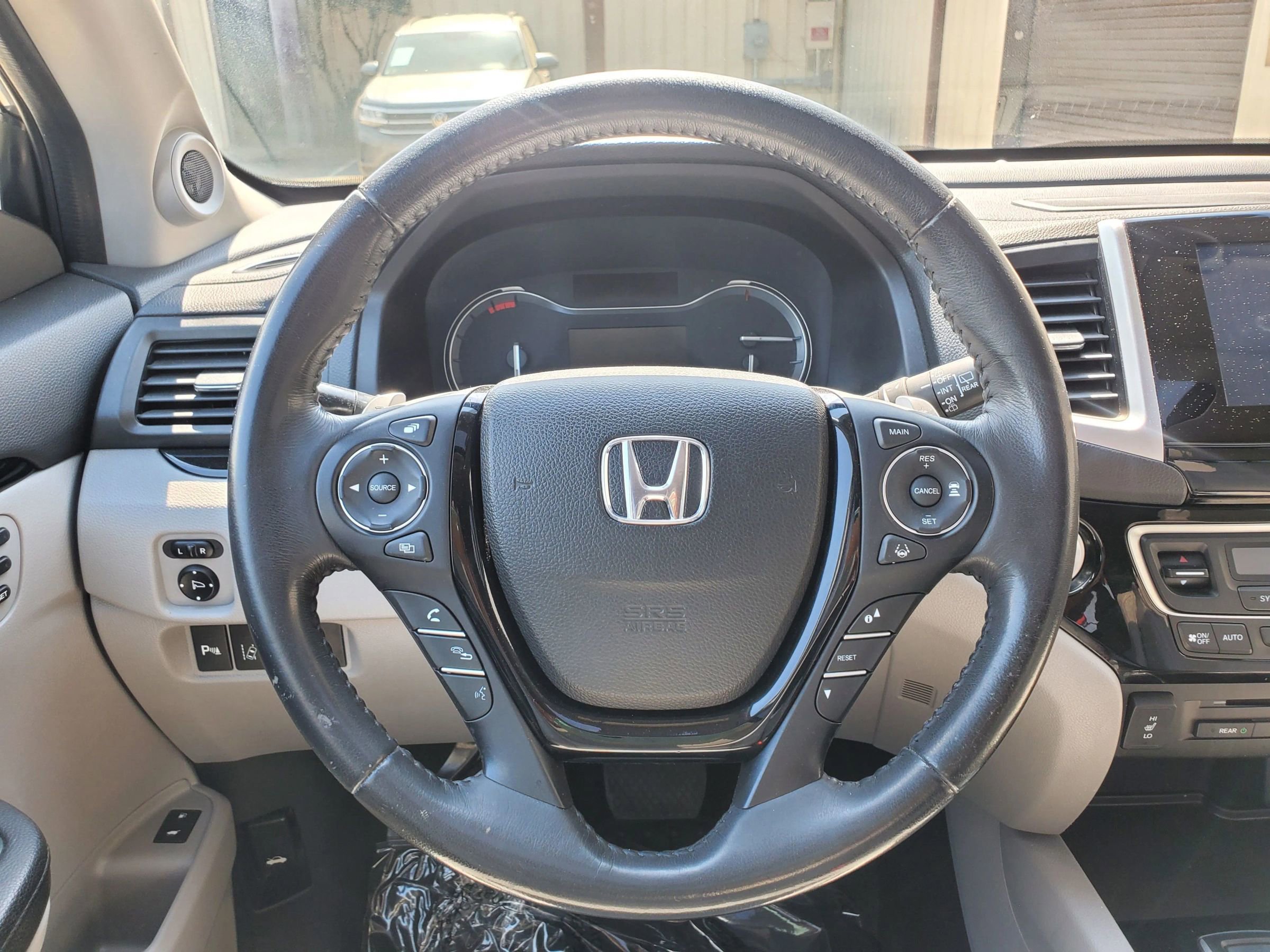 Used 2017 Honda Pilot Touring image 58