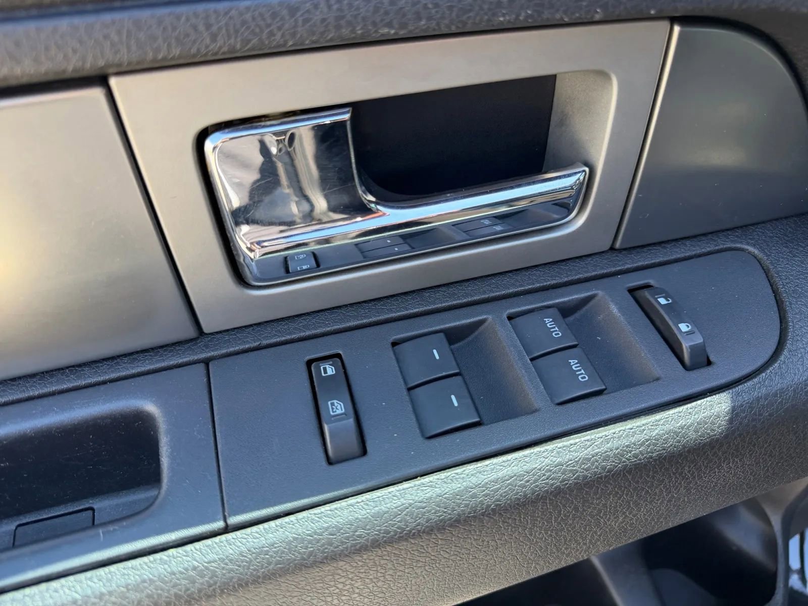 Used 2012 Ford F150 Raptor w/ Raptor Luxury Pkg AWD/4WD image 15