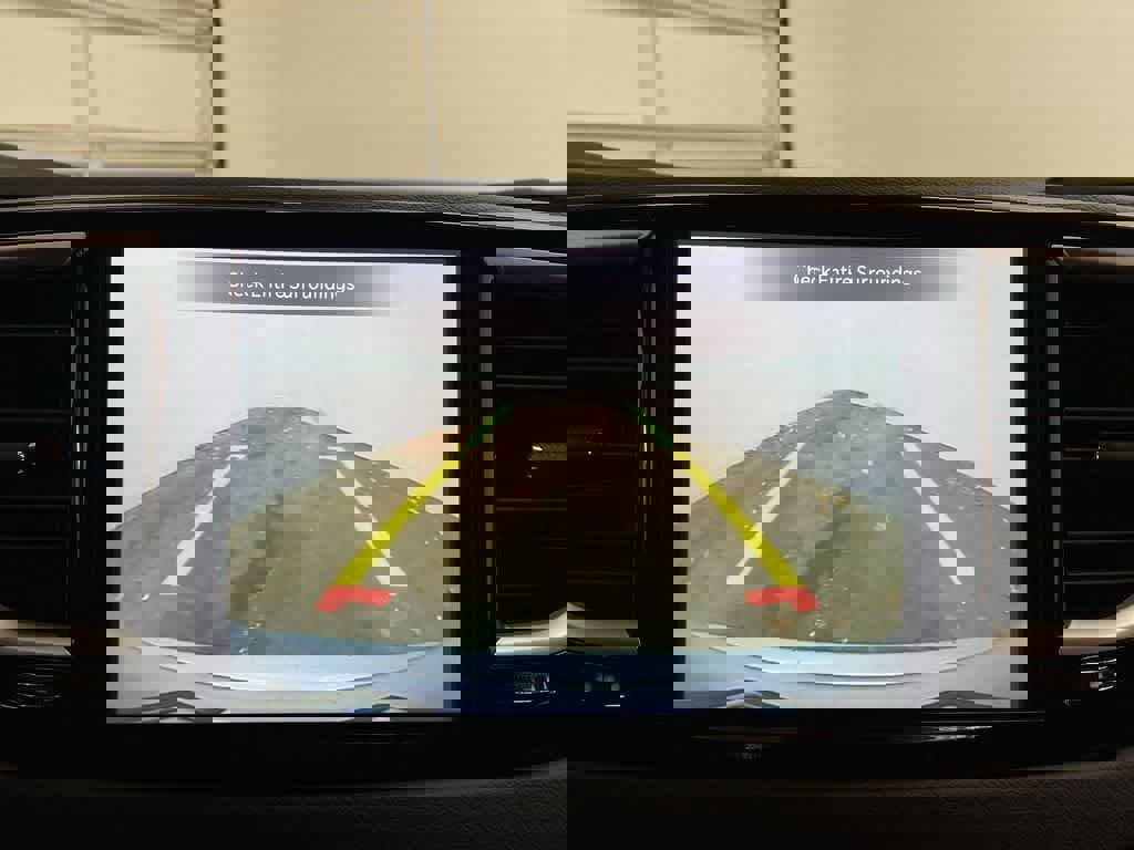 Used 2024 Chrysler Pacifica Touring-L image 24