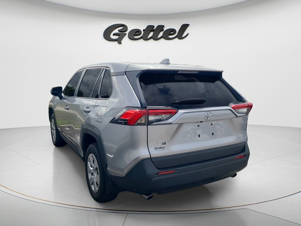 Certified 2025 Toyota RAV4 LE FWD image 12