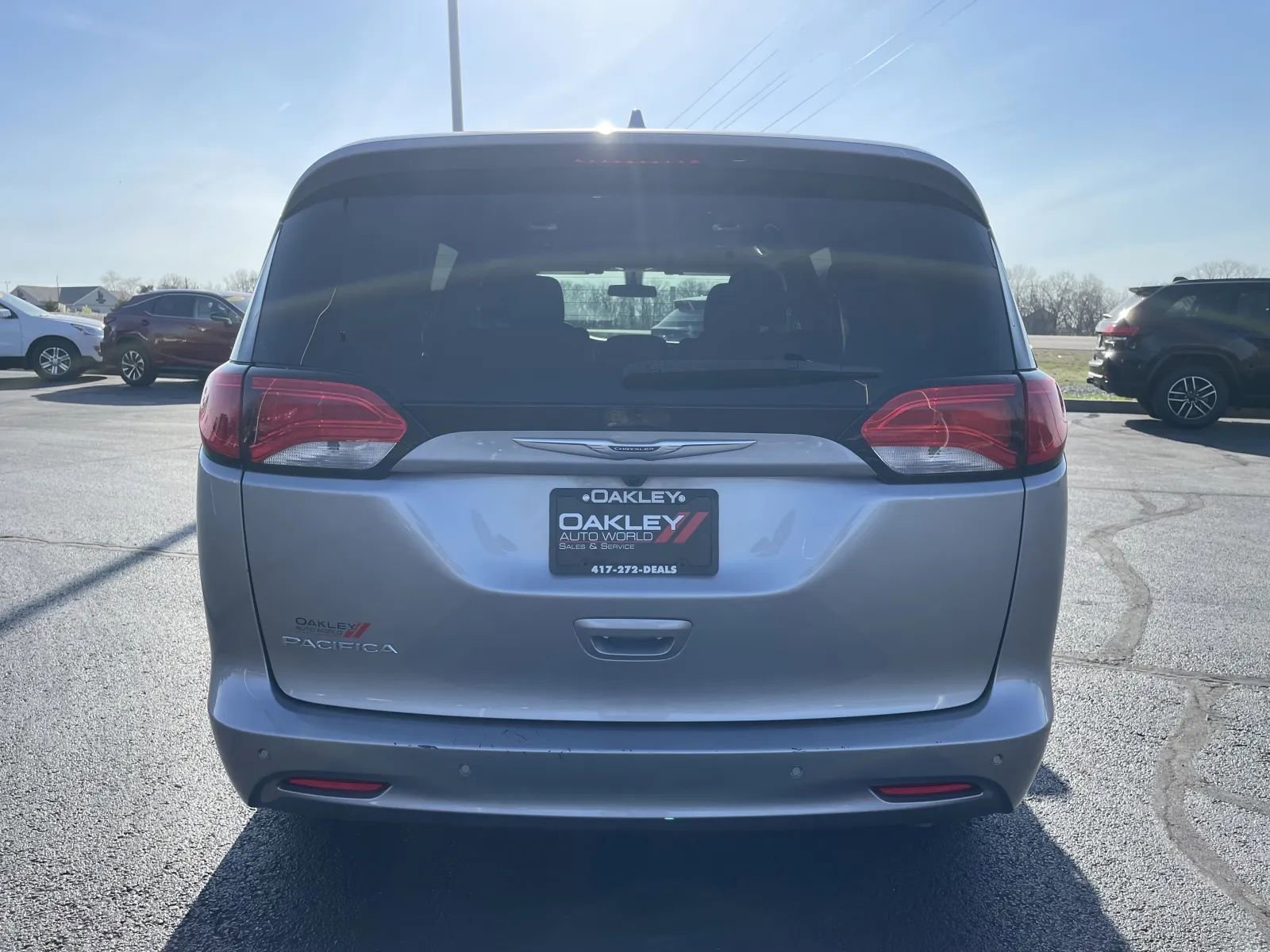 Used 2019 Chrysler Pacifica LX image 3