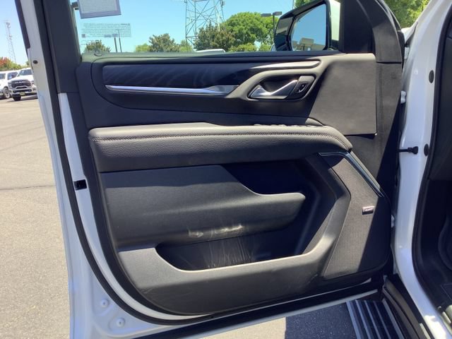 Used 2022 GMC Yukon XL Denali AWD/4WD image 8