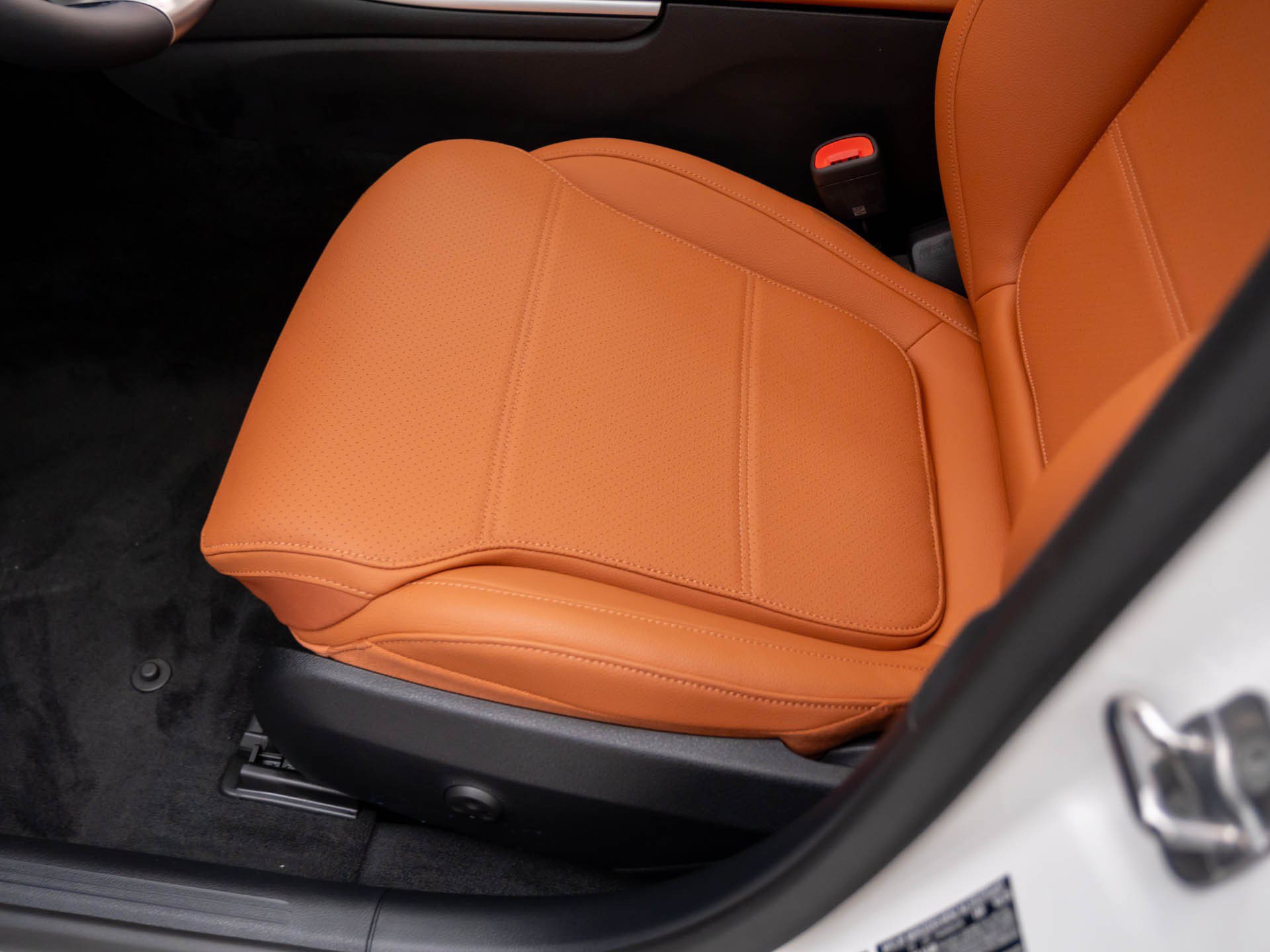 New 2026 Mercedes-Benz C 300 4MATIC Sedan image 13