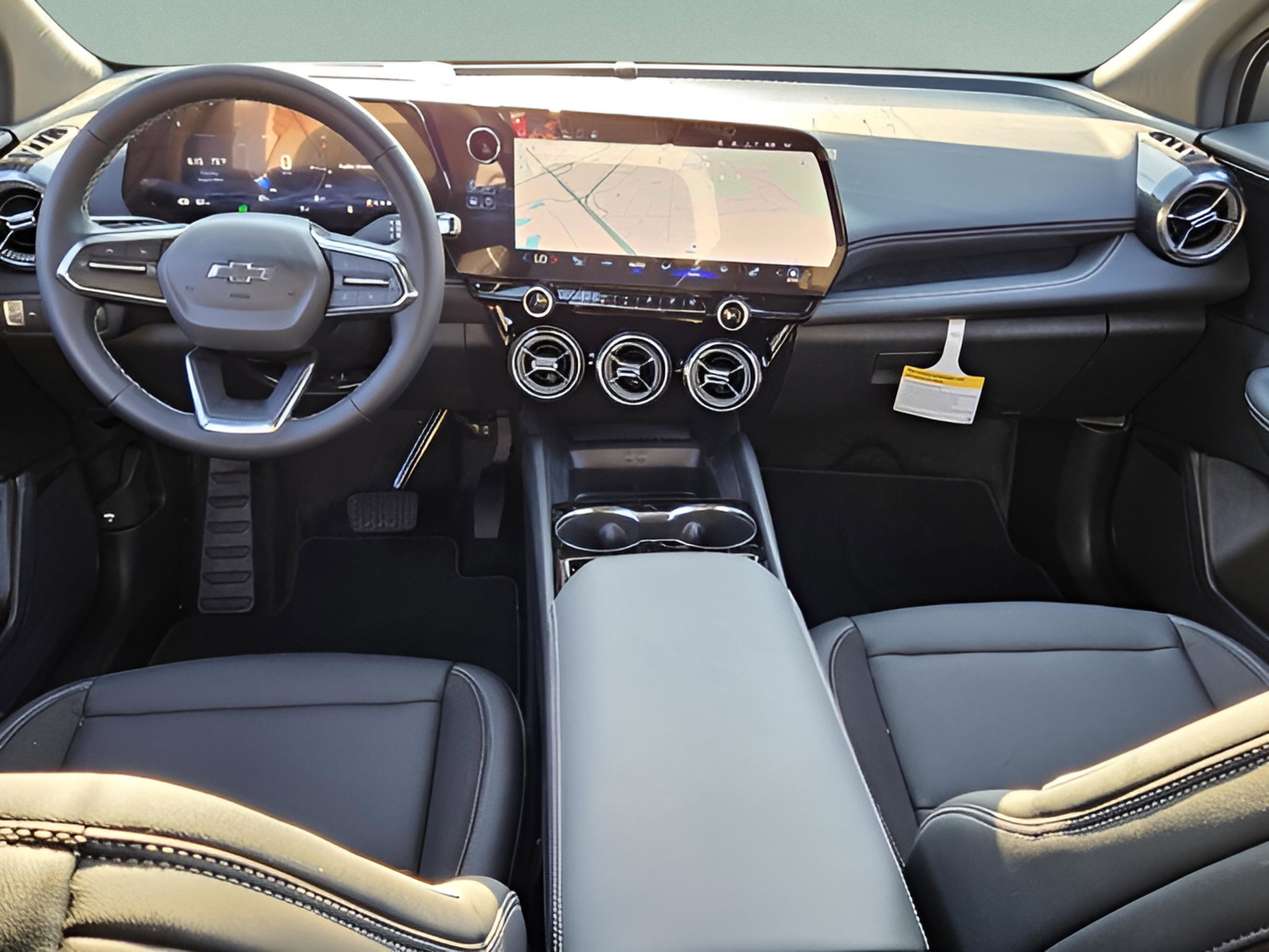 New 2025 Chevrolet Blazer EV LT image 12