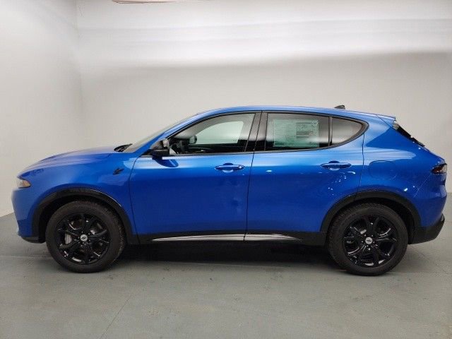 New 2024 Dodge Hornet R/T Plus w/ R/T Blacktop Package image 4