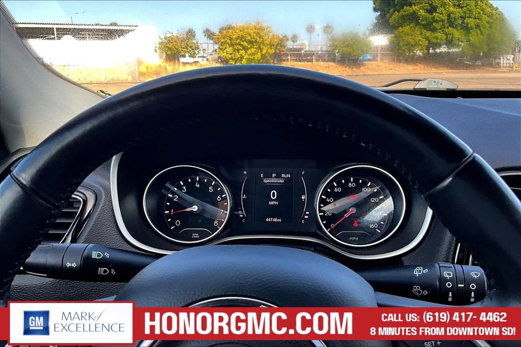 Used 2019 Jeep Compass Latitude FWD image 13