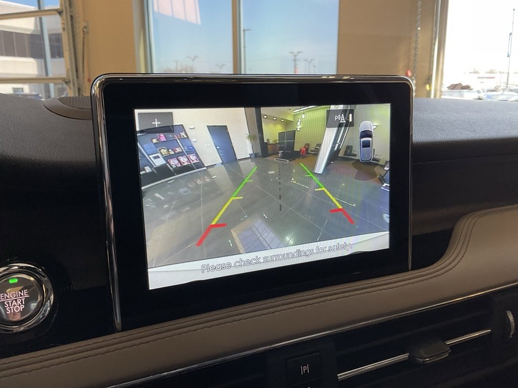 Used 2021 Lincoln Corsair Reserve w/ Sport Package image 18