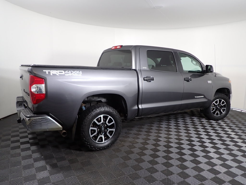Used 2018 Toyota Tundra SR5 w/ TRD Off Road Package AWD/4WD image 17