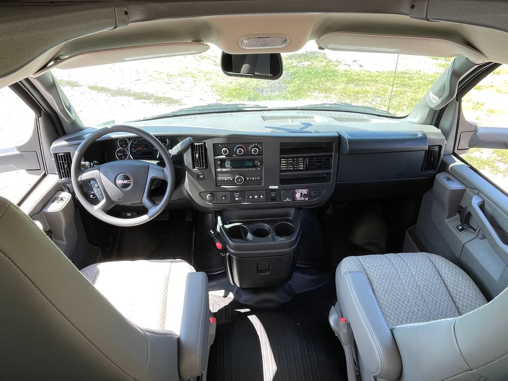 New 2025 GMC Savana 4500 w/ Power Convenience Package RWD image 47