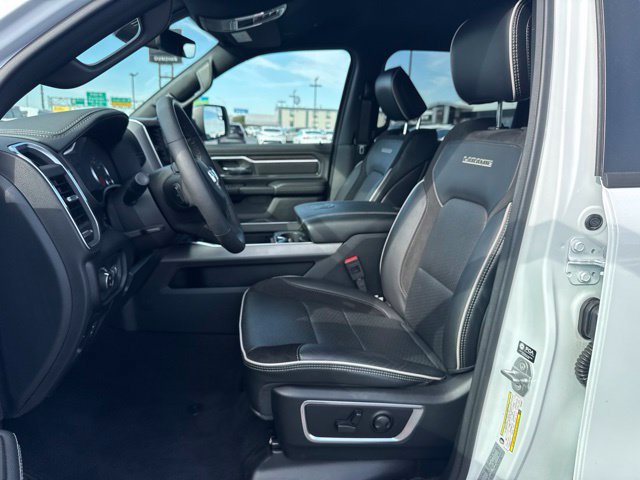 Used 2026 RAM 1500 Laramie AWD/4WD image 16