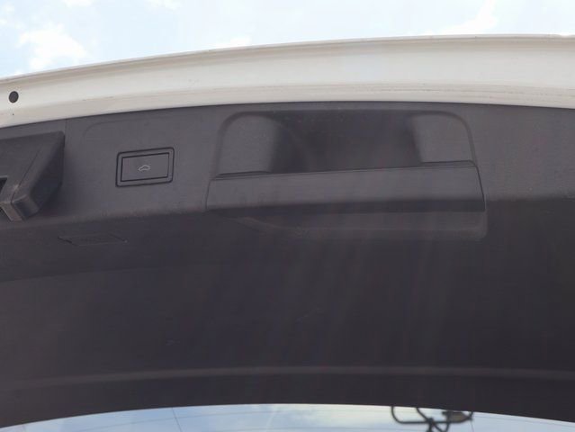 Used 2019 Volkswagen Atlas SEL R-Line image 25