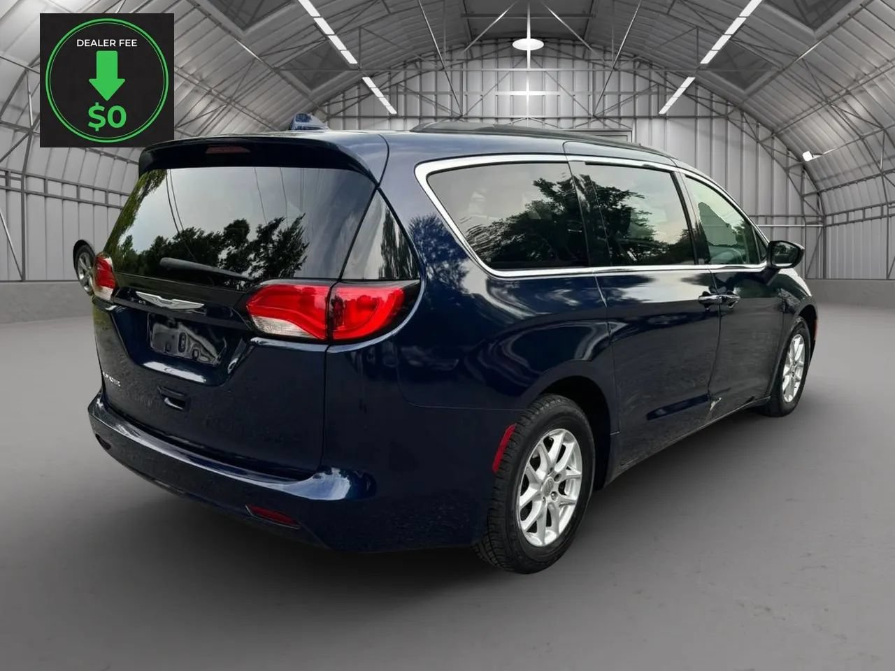 Used 2020 Chrysler Voyager Lxi FWD image 5
