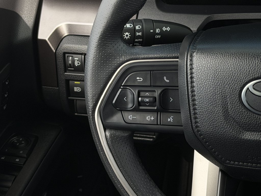 Used 2025 Toyota 4Runner TRD Sport Premium w/ Tow Technology Package AWD/4WD image 14
