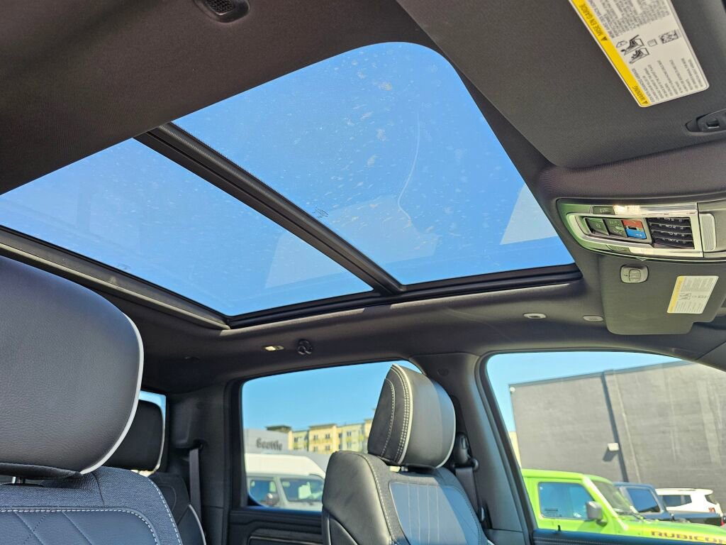 New 2025 RAM 1500 Limited image 12