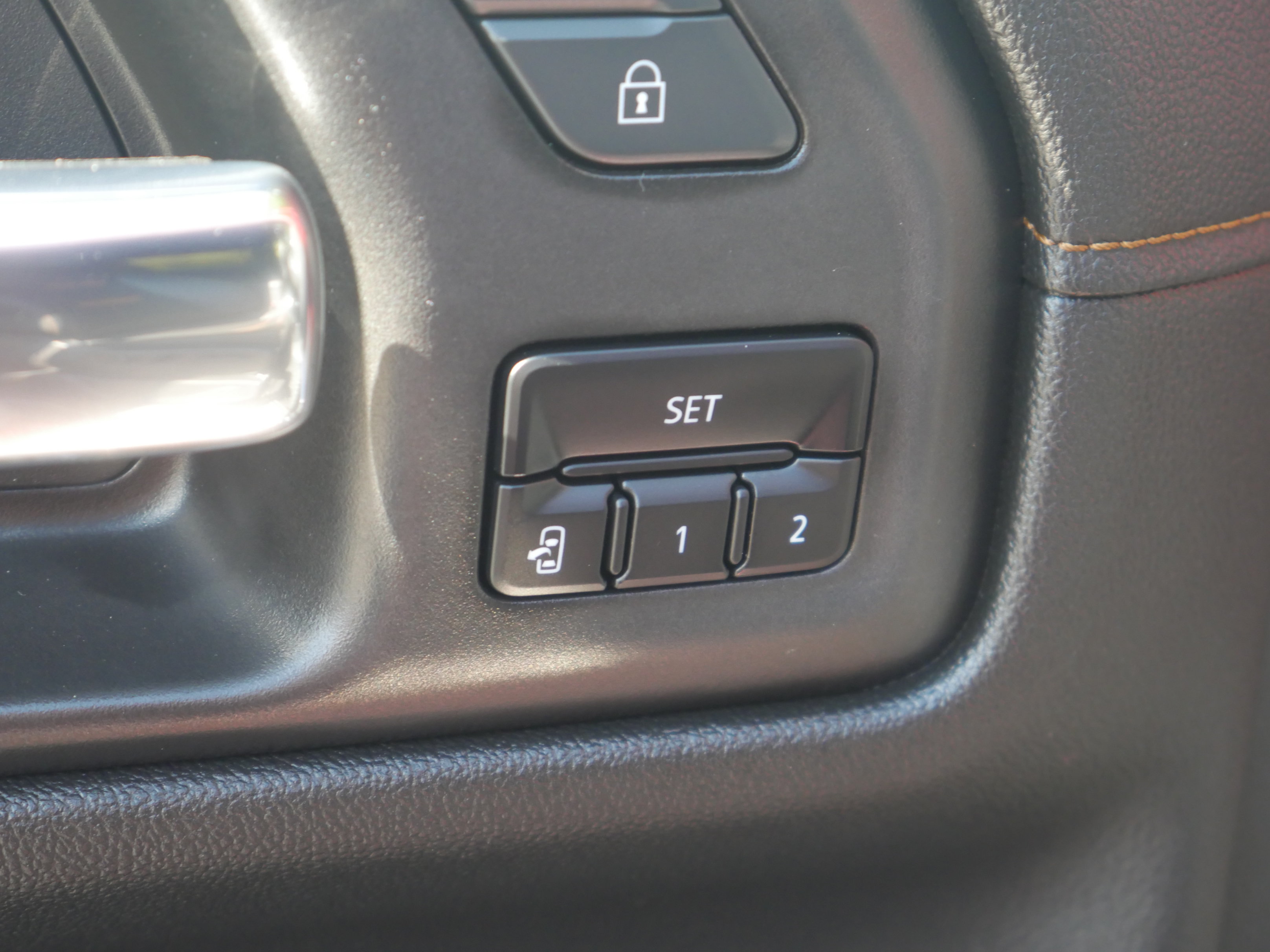 Used 2020 GMC Sierra 1500 AT4 w/ AT4 Premium Package AWD/4WD image 40