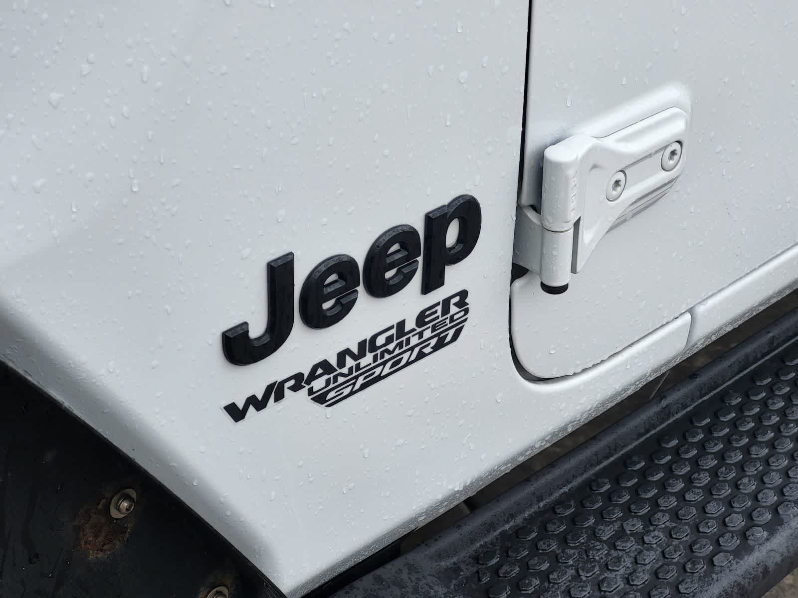 Used 2021 Jeep Wrangler Unlimited Sport AWD/4WD image 11
