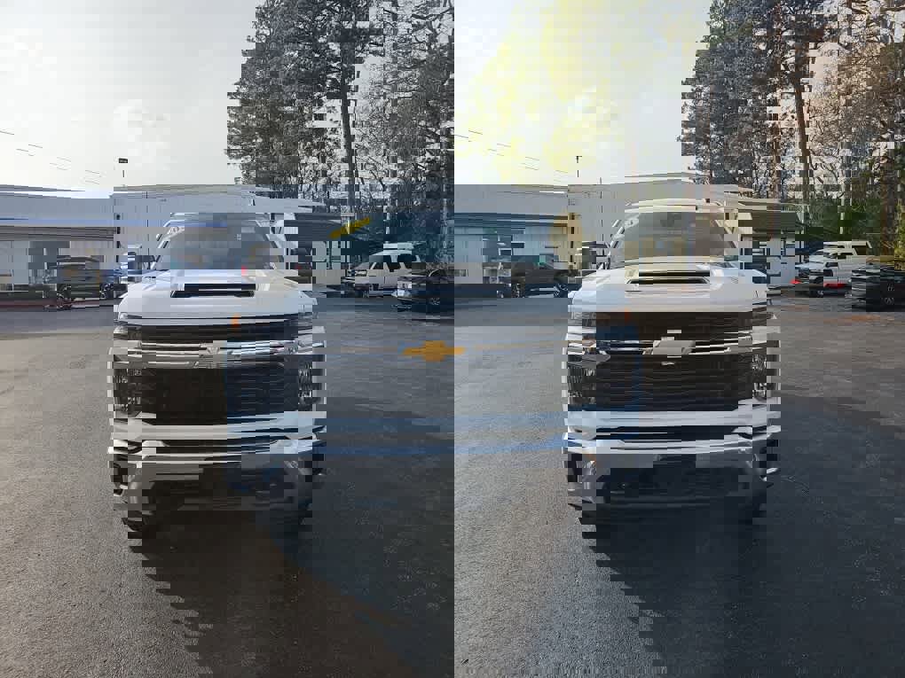 Used 2024 Chevrolet Silverado 2500 LT image 9