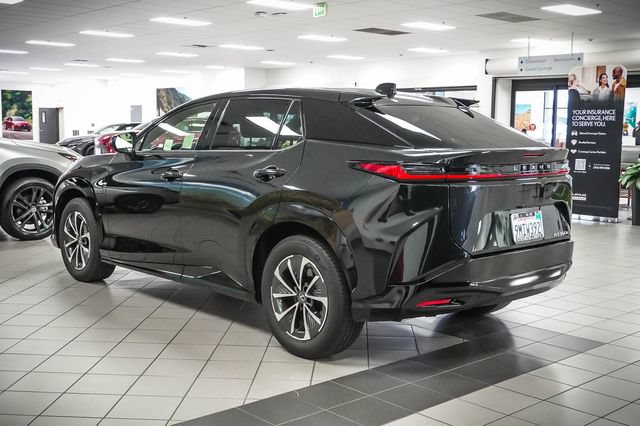 Certified 2024 Lexus RZ 300e Premium w/ Accessory Package (Z1) FWD image 8